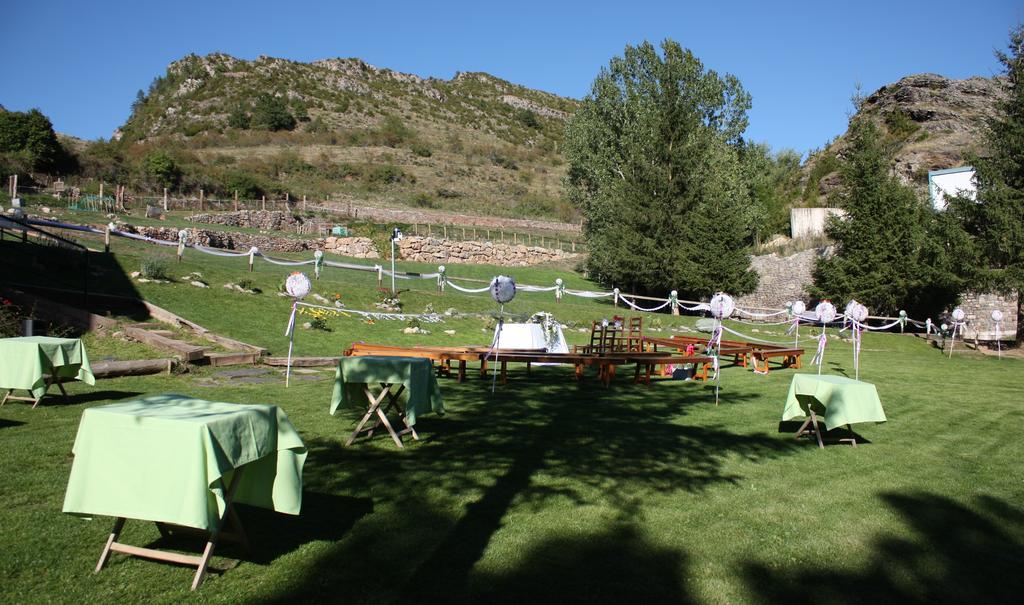 La Closa Hostel Castellar De N'Hug Exterior photo
